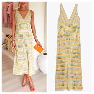 ZARA LONG COLORFUL CROCHET KNIT DRESS - SMALL - 3500/004